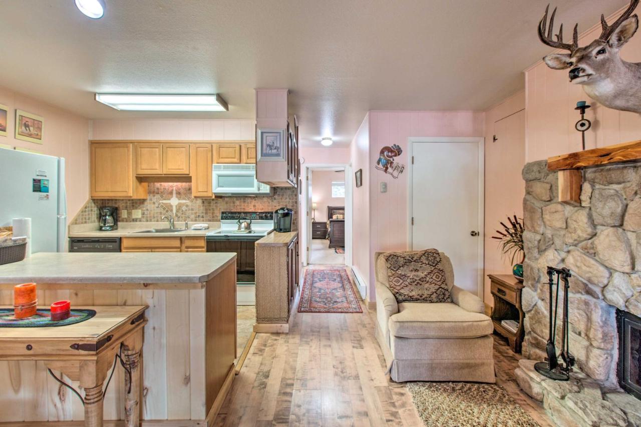 Red River Ski Condo On Main St - Mtn View! Exterior foto